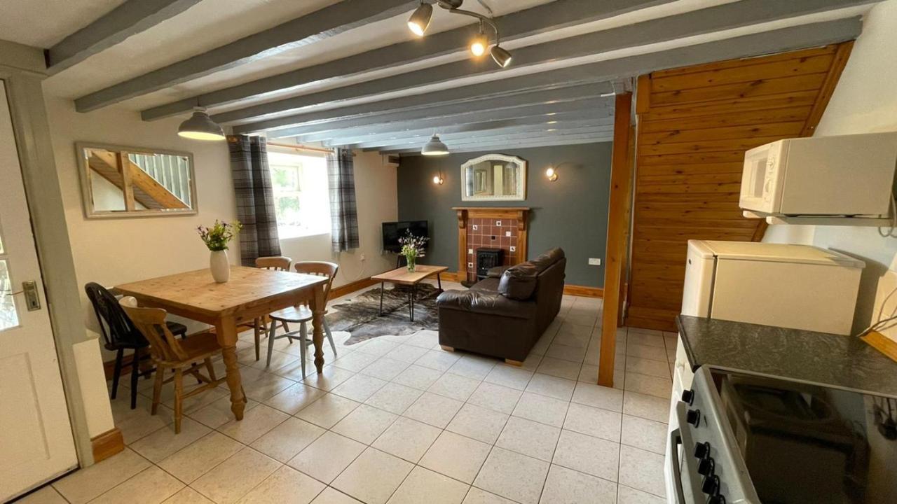 Crug Yr Eryr Isaf Villa Llandysul Exteriör bild