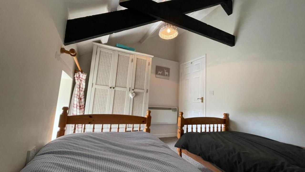 Crug Yr Eryr Isaf Villa Llandysul Exteriör bild